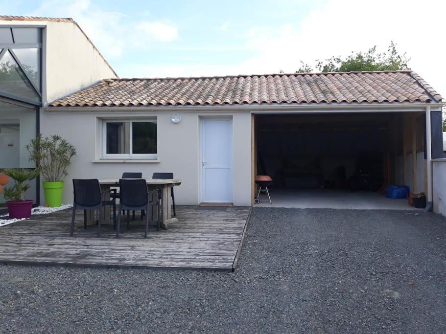 Maison De 4 Personnes Saint-Porchaire Zewnętrze zdjęcie